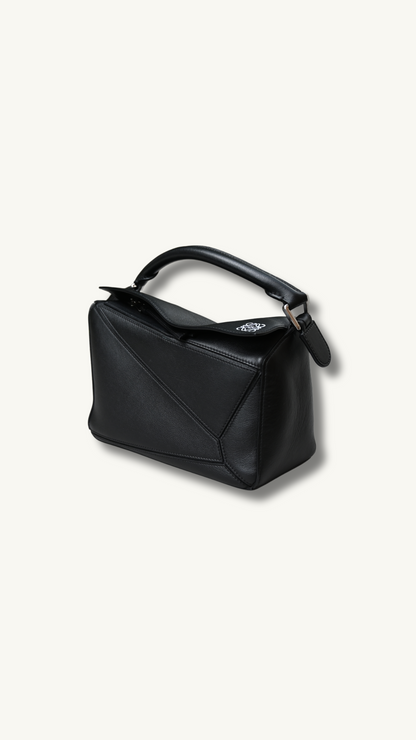 Loewe Puzzle Bag black double stitching leather