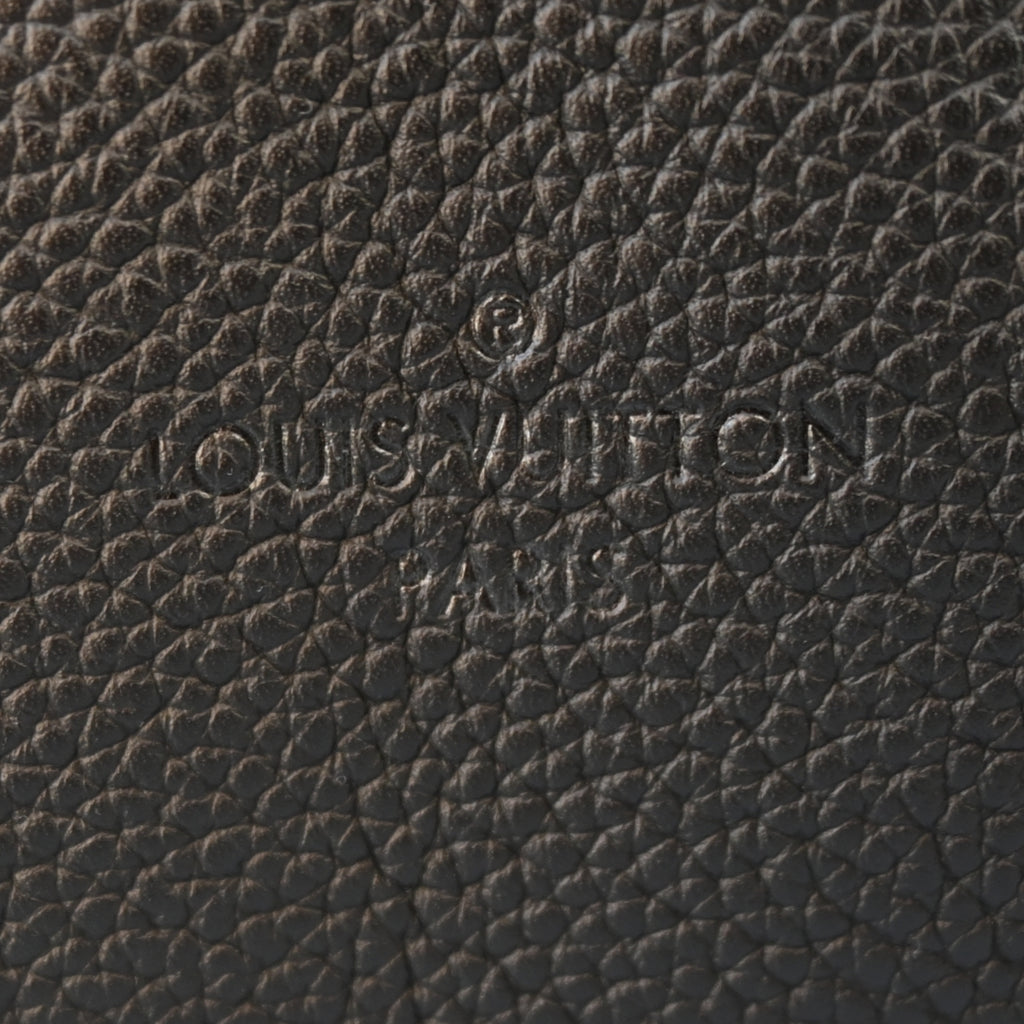 Louis Vuitton Mahina Beaubour Hobo MM Black