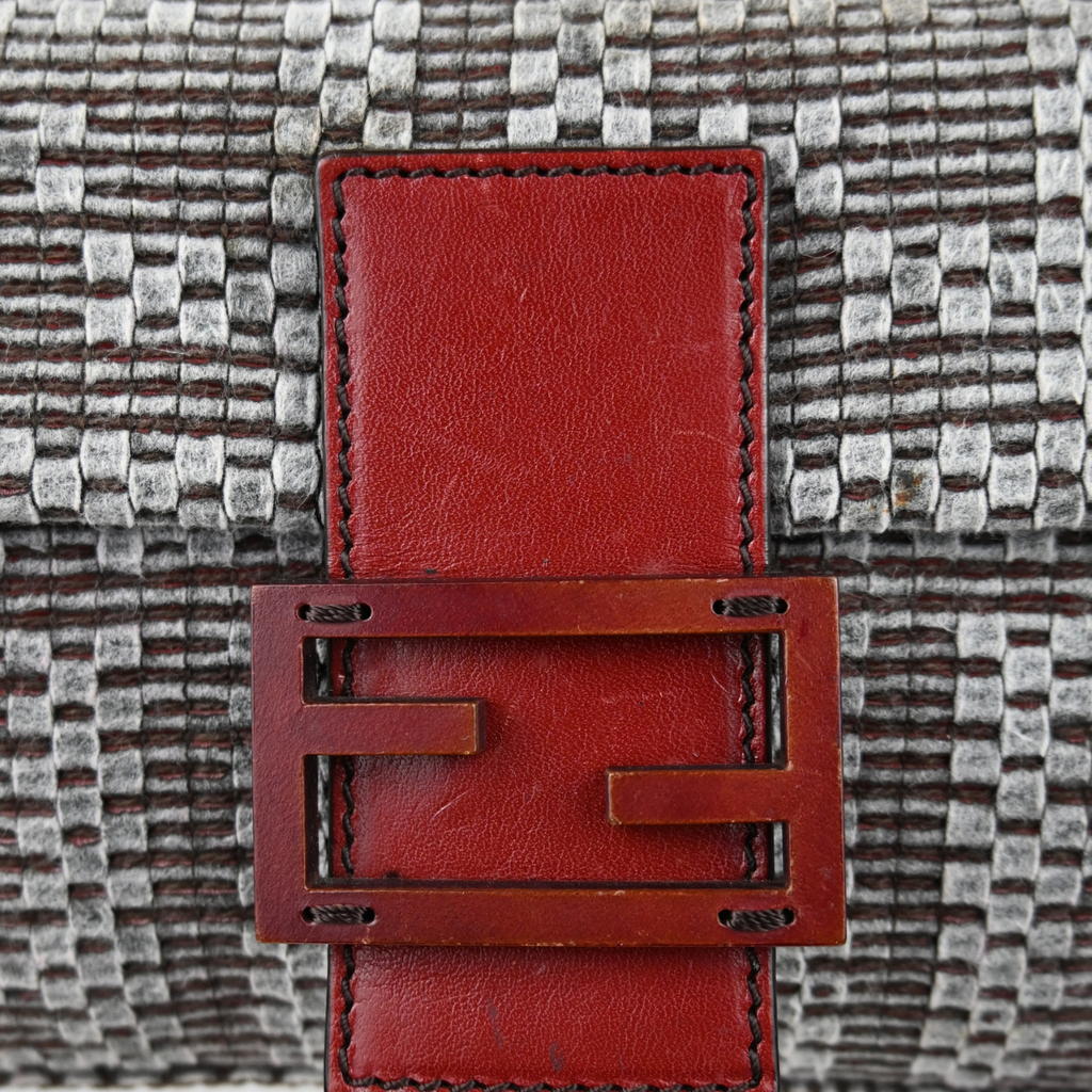 Fendi Woven Baguette Grey with Cherry red leather hardware, close up of closure